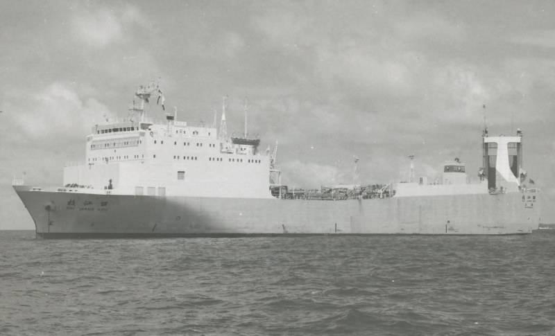 舰中国雄心壮志的另类航母计划pg电子首页超越法国直升机母(图4)